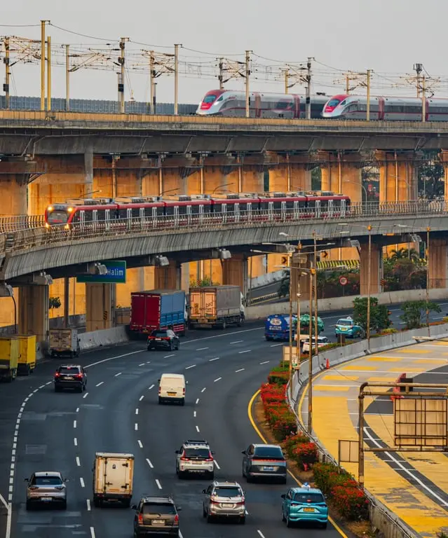 Pengguna LRT Jabodebek Meningkat Seiring Kebutuhan untuk Mobilitas Masyarakat