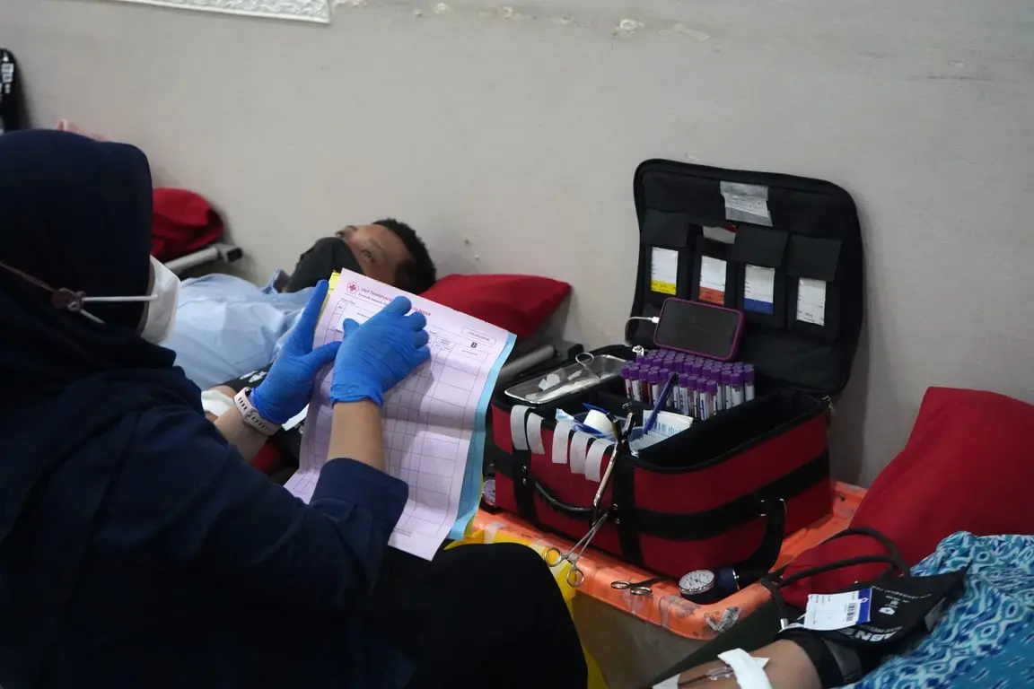 Berbagi di Hari Jadi, KAI Logistik Gelar Donor Darah untuk Sesama